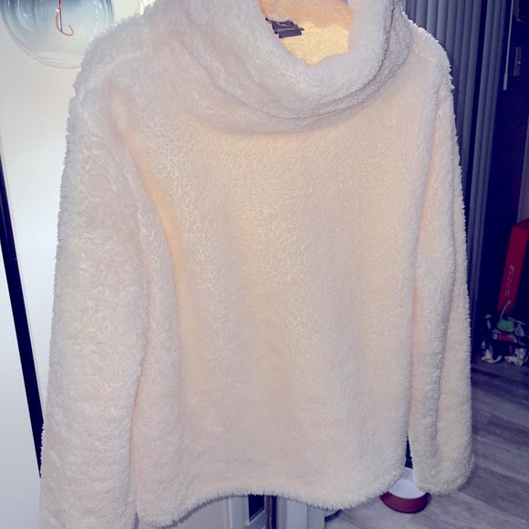Cozy Cream Sweater - Picture 1 of 6